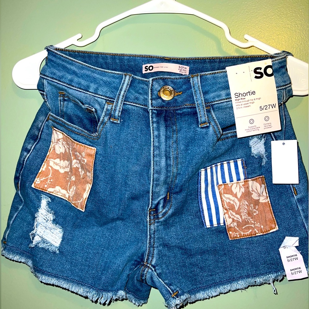 SO brand women’s patch work shorts
